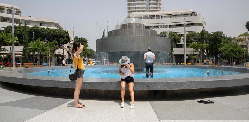 Look for the Shadow: Why the new Dizengoff Square is abandoned in the daytime? (Hebrew)