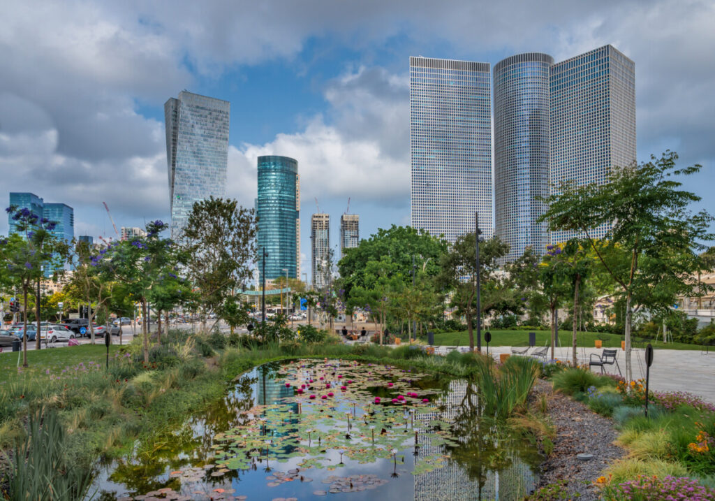 It looks like the same building – only better! The Israeli green standard becomes mandatory
